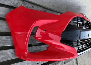 Zderzak przód przedni toyota yaris iv 4 2019- kompletny grill kratki cały 2