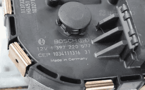 Mechanizm wycieraczek silniczek prawy Peugeot 3008 5008 2011 9671062380 / 3397021289 7