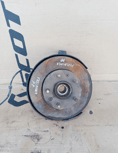 Zwrotnica prawy przód przednia prawa Land Rover Freelander 2.0 TD 1