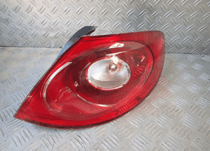 Lampa prawy tył vw passat cc 1