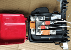 Citroen C5 III X7 2.0 3.0  HDI skrzynka bezpiecznikow 3