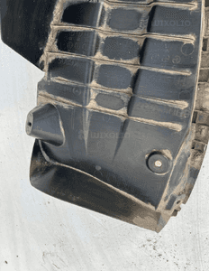 Mazda 3 nadkole lewy tył BHN950351 2
