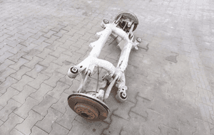 BELKA ZAWIESZENIA TYŁ BMW 6 E63 E64 4.4 645 CI 2