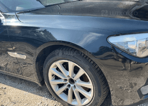 Bmw F01 3.0D przód 475 ładny stan w kolor 10