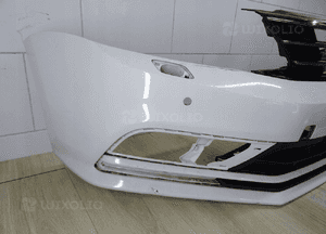 Zderzak przedni VW Jetta 5C6 lift 4xPDC 3