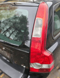 Volvo V50 lampa tył tylna  lewa 4
