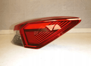 Audi Q4 e-tron lampa prawy tył tylna nowa 10