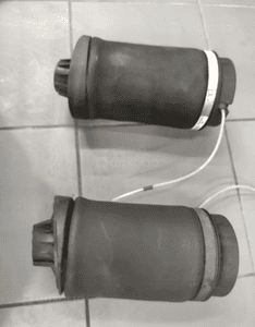 MERCEDES R-KLASA W251 MIECH PODUSZKA ZAWIESZENIA LEWY PRAWY TYŁ ORYGINAŁ 5