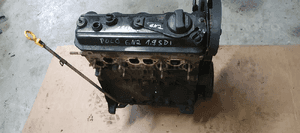 Silnik słupek VW Polo 6N2 1.9 SDI ASX 4