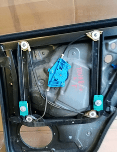 Mechanizm podnośnik ramka szyby Drzwi lewy tył VW Touareg 3