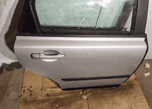Drzwi prawy tył volvo V50 kombi 03-12 4