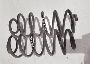 sprężyny tył yaris 2 1.4 d4d
