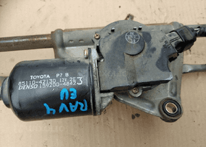 Toyota RAV 4 mechanizm silniczek wycieraczek przod 2