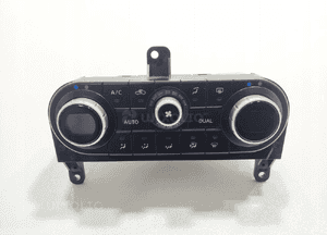 Panel nawiewu klimatyzacji nissan qashqai i J10 27500BR47A 2010-2013 lift 2