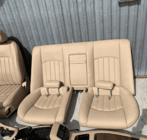 Mercedes CLS 219 beżowe fotele kanapa beż grzane 4