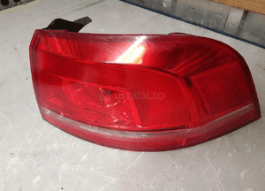 Passat B7 kombi lampa praw a prawy tył 3AF945096E 1
