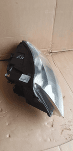 Lampa lewy przód przednia lewa XENON Audi A6 C6 4F0941029EA 4