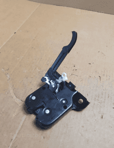 Zamek klapy tylnej 8P3827505 audi A3 8P 03-06 2