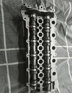 głowica volvo 2.4 d 5 08692974004 po regeneracji 2