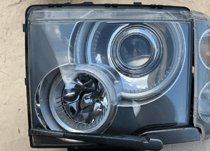 Lampa reflektor przód przednia lewa RHD anglik XBC000375 Range Rover L322 LM Vogue 2002-05 1
