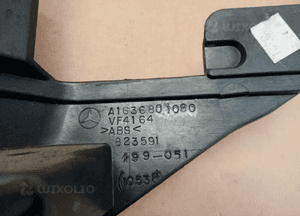 Osłona nakładka listwa progu słupka prawy przód Mercedes ML W163 A1636801080 A1636880035 5