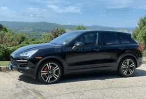Błotnik prawy tył tylny ćwiartka Porsche Cayenne II 7P 10-r