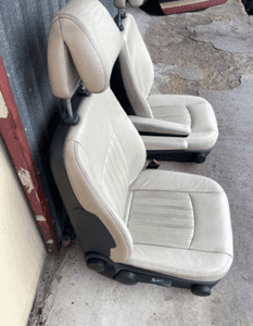 VIANO 639 fotel przedni przód fotele podłokietnik x-clusive skora LIFT 15