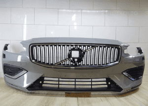 VOLVO V60 S60 III 2018- zderzak przód  31690589 1