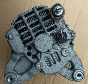 Renault Megane Scenic II Clio III 07 1.5 DCI alternator 2