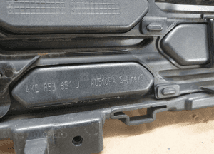 Grill atrapa audi Q8 e-tron oryginał oe 4KE853651J 2022-2024 5