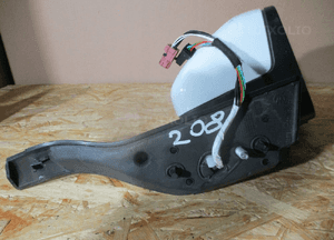 Lusterko prawe przód przednie peugeot 208 63 pin 9 pin 3