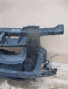 Pas przedni wzmocnienie belka bmw E90 E91 4