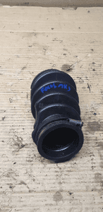 Rura przewód dolot powietrza Ford Focus MK3 1.6 TDCI 1059139S01 3