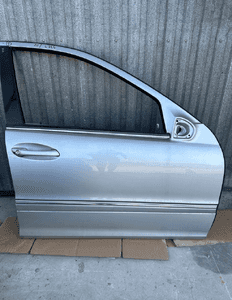 MERCEDES E 211 drzwi prawe przednie przód srebrne lakier 744 szyba zamek klamka avantgarde 2
