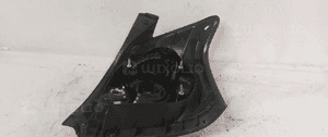 Tyl tylna lampa lewa toyota avensis T25 5