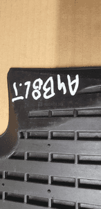 Dywaniki wycieraczki wykładziny tył tylne gumowe Audi A4 B8 8K0061511 10