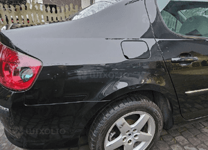 Peugeot 407 sedan  błotnik tył tylny  lewy 1
