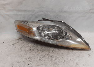 Przod przednia lampa prawa ford mondeo  MK4 1