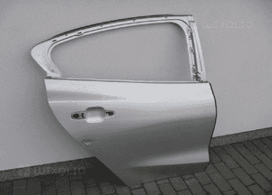 Ford focus MK4 hb drzwi tylne prawe różne kolory 1