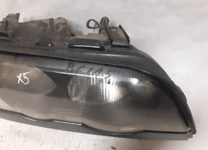 Przod przednia lampa prawa bmw X5 E53 3