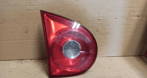 Lampa lewy tył w klapę nr 1K6945093F  vw golf v hb 1