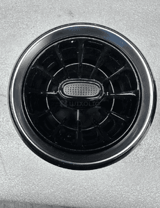 MERCEDES 447 lift kratka konsoli  czarna nawiew 2