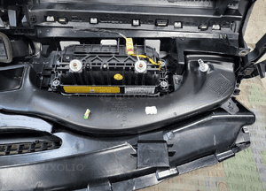 DESKA ROZDZIELCZA KONSOLA KOKPIT AIR BAG VW Passat B6 lift Highline EU 9