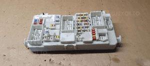 Skrzynka bezpieczników Ford Focus MK2 Lift 7M5T-14A073-CG 2