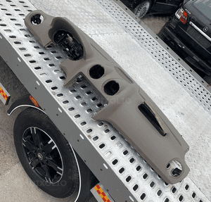 MERCEDES ml gl 164 konsola beżowa beż europa uszkodzona 1