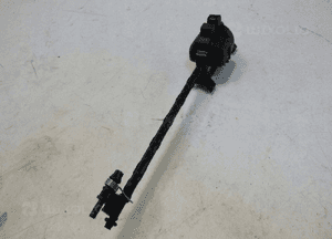 JAGUAR XK X150 CABRIO ZAMEK SCHOWEK DESKI PASAŻERA 2