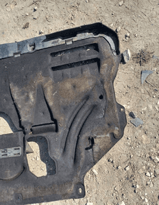 Audi A6 C7 4G płyta osłona pod silnik zderzak przód oryginał 2