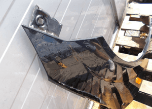 Ford fiesta mkvi 6 błotnik prawy przód przedni D2 2