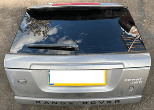 Tylna klapa kompletna kod koloru LRC907 Stornoway Grey Range Rover Sport L320 1