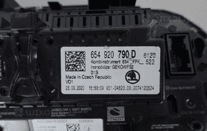 LICZNIK VIRTUAL ZEGARY LCD SKODA KAMIQ SCALA 8